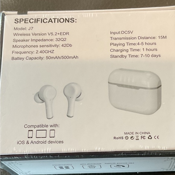 Wireless ear buds - Picture 3 of 3